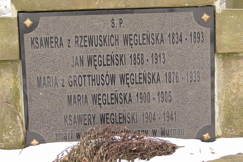 075.jpg