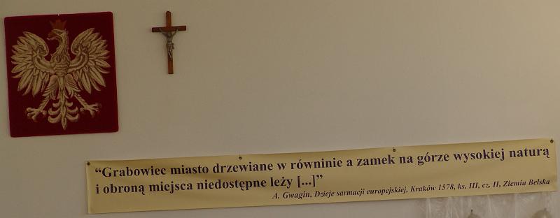 30.jpg - Po zakończeniu uroczystości przy pomniku, rozpoczęła się konferencja naukowa nt. przeszłości Grabowca i związanych z jego historią H. Sienkiewicza i Władysława Czachórskiego.