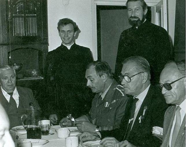 Schowek80.jpg
